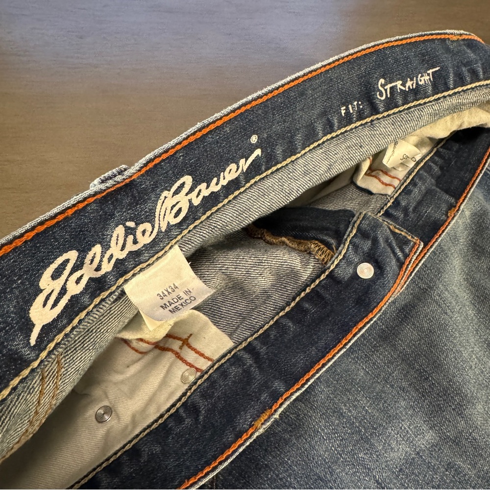 34/34 Eddie Bauer Straight Blue Jeans
